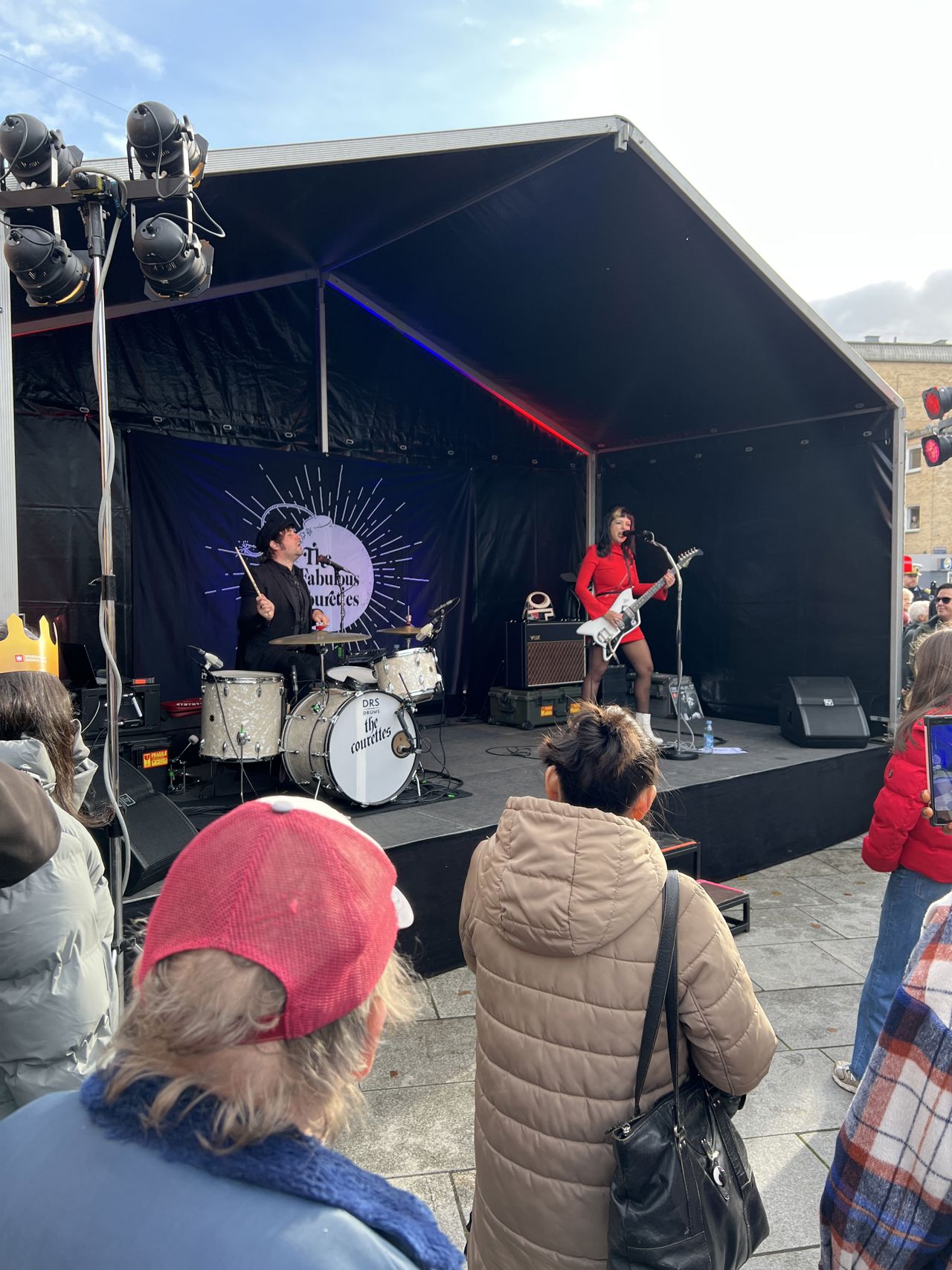 The Courettes spiller på Østervold