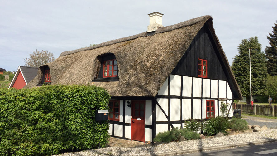 Vester Vellingvej 6 før istandsættelsen