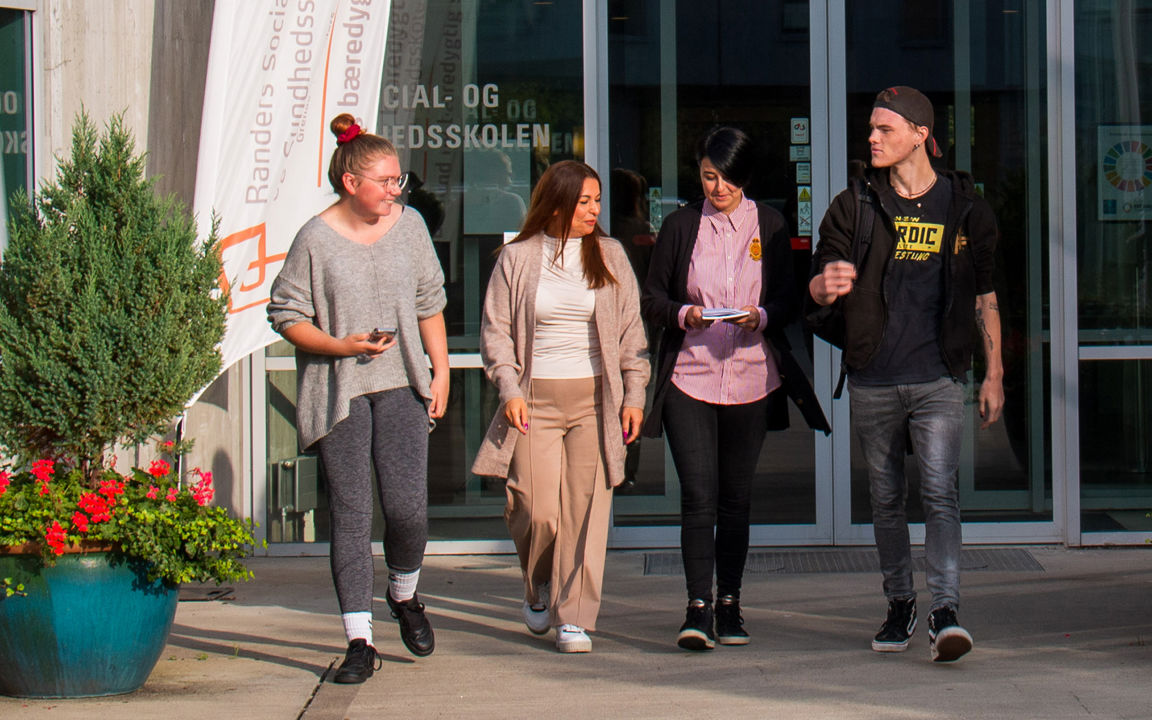 Elever på PAU-uddannelsen