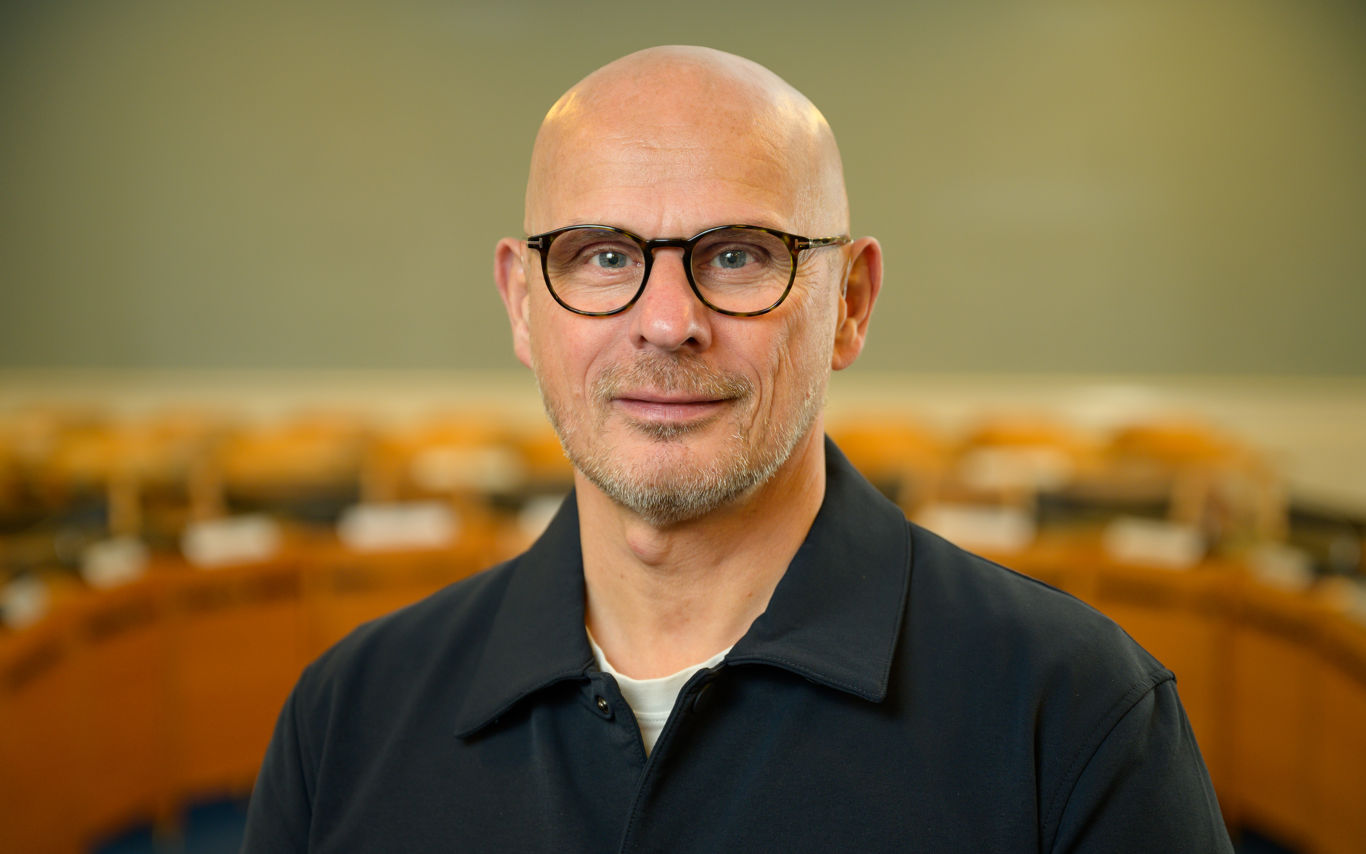 Henrik Vestergaard Hove Nielsen