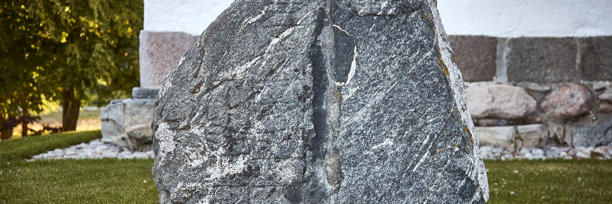 Langå Kirke Runesten