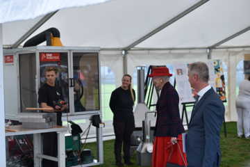 Dronningen på besøg på Tradium