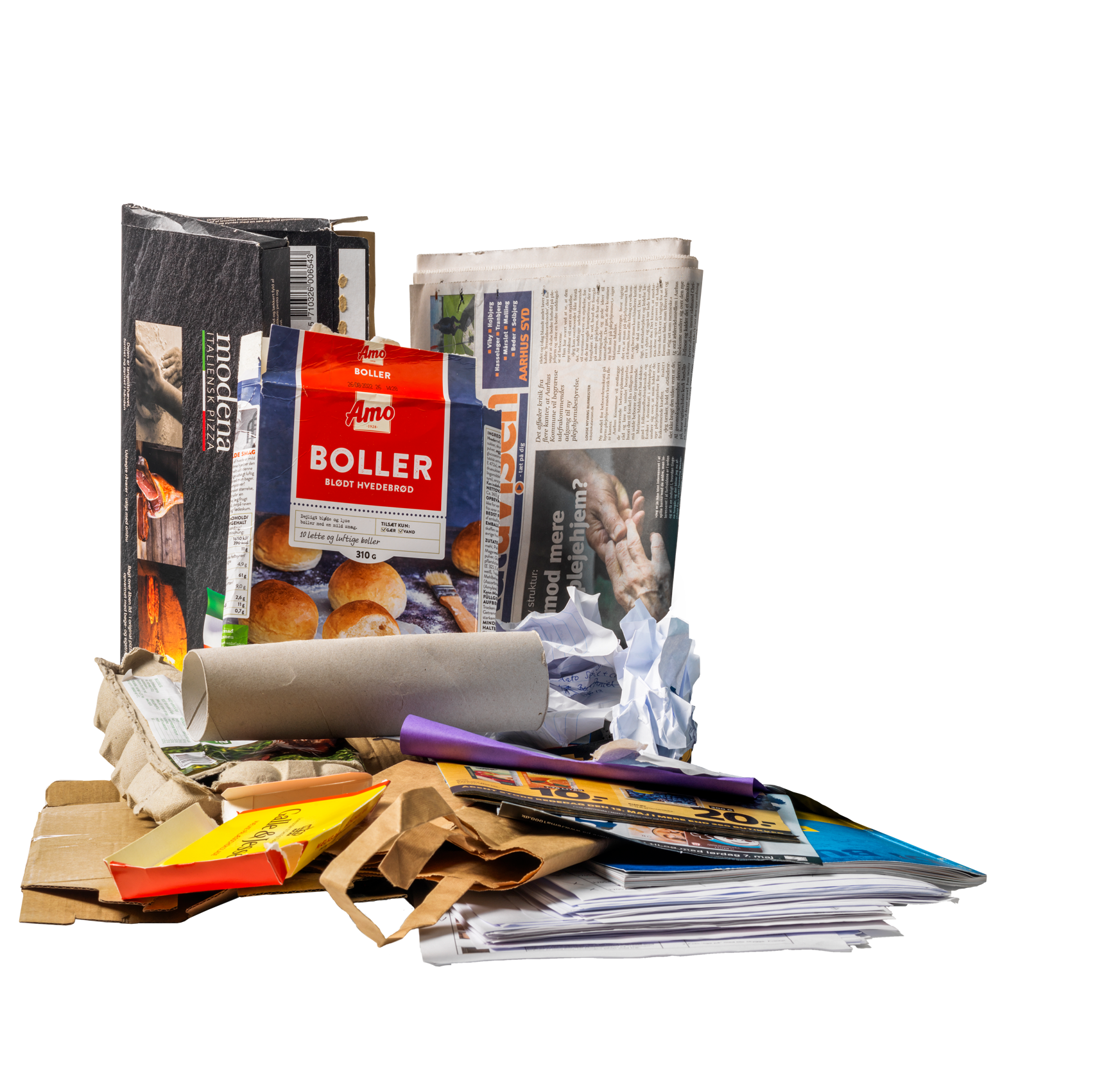 Pap, karton og papir i bunke