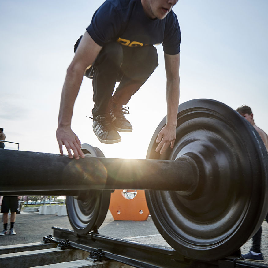 Parkourudøver på Randers Industri Parkour