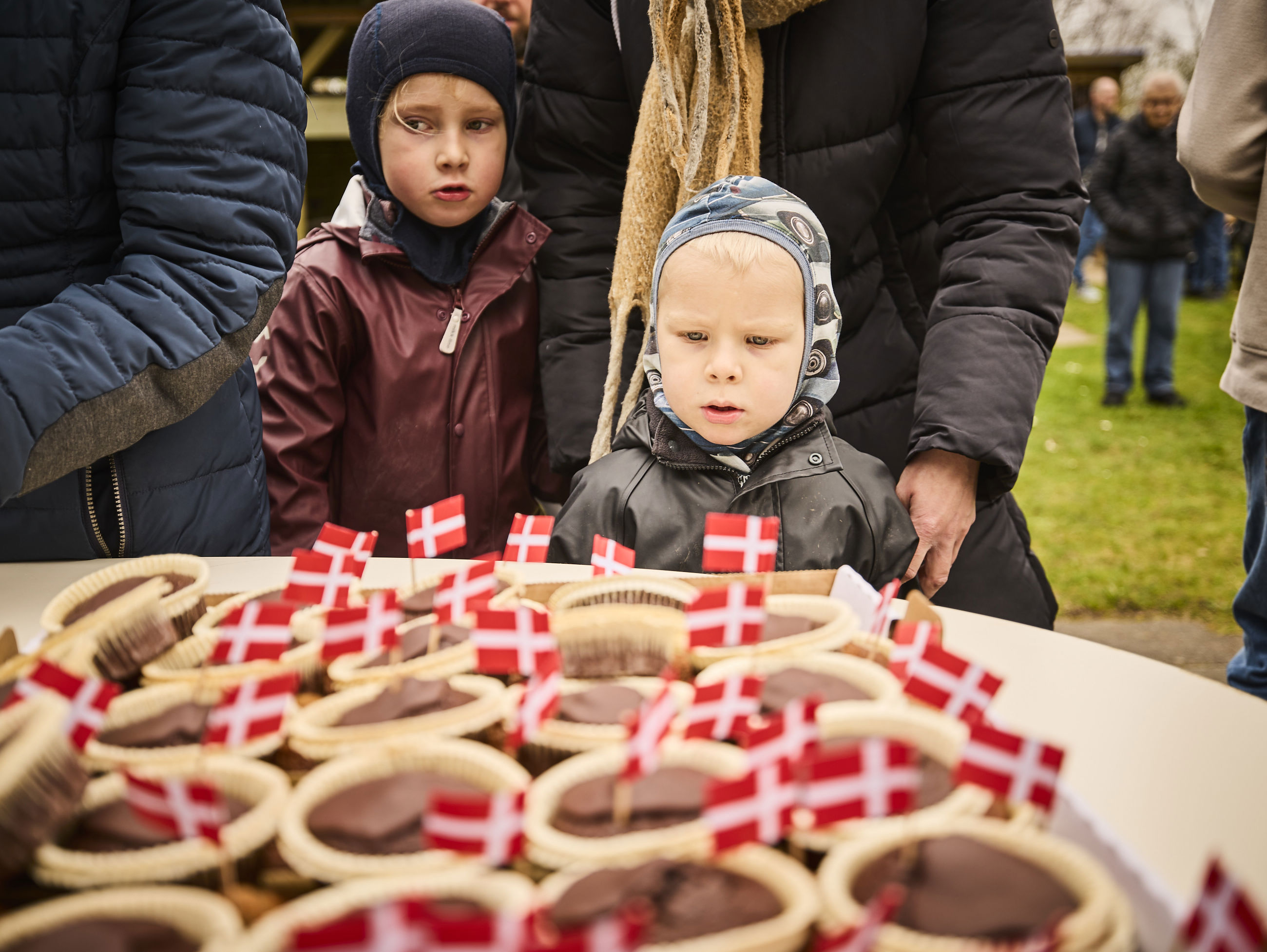 Kager i forbindelse med fejringen af borger nr. 100.000 i Øster Tørslev