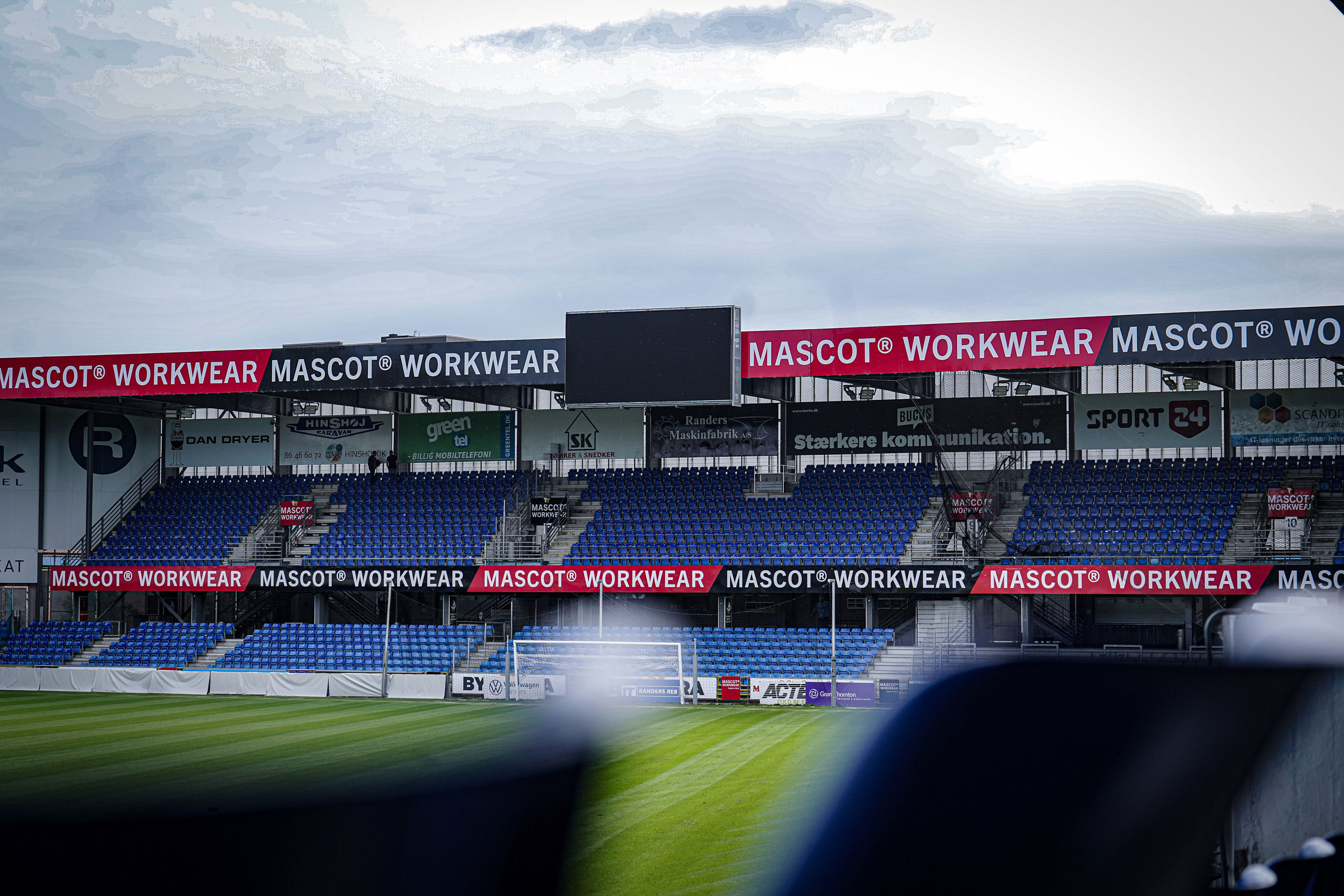 Mascot Tribunens øvre del er lukket fra 19. oktober 2026