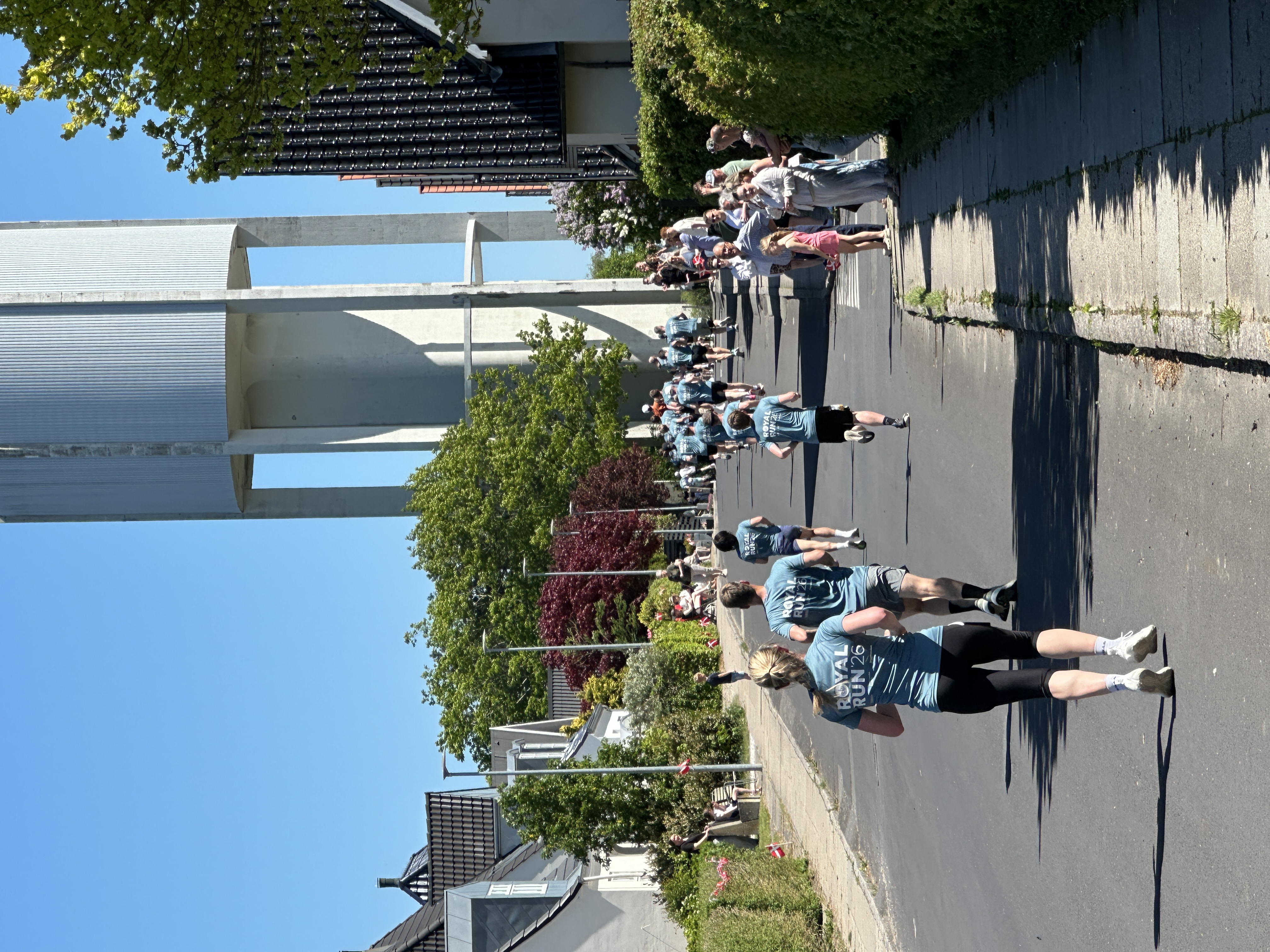 Deltagere på 10 km-ruten ved vandtårnet