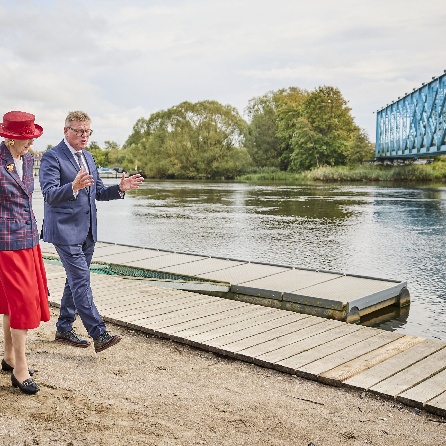 Dronningen og borgmesteren ved Den Blå Bro