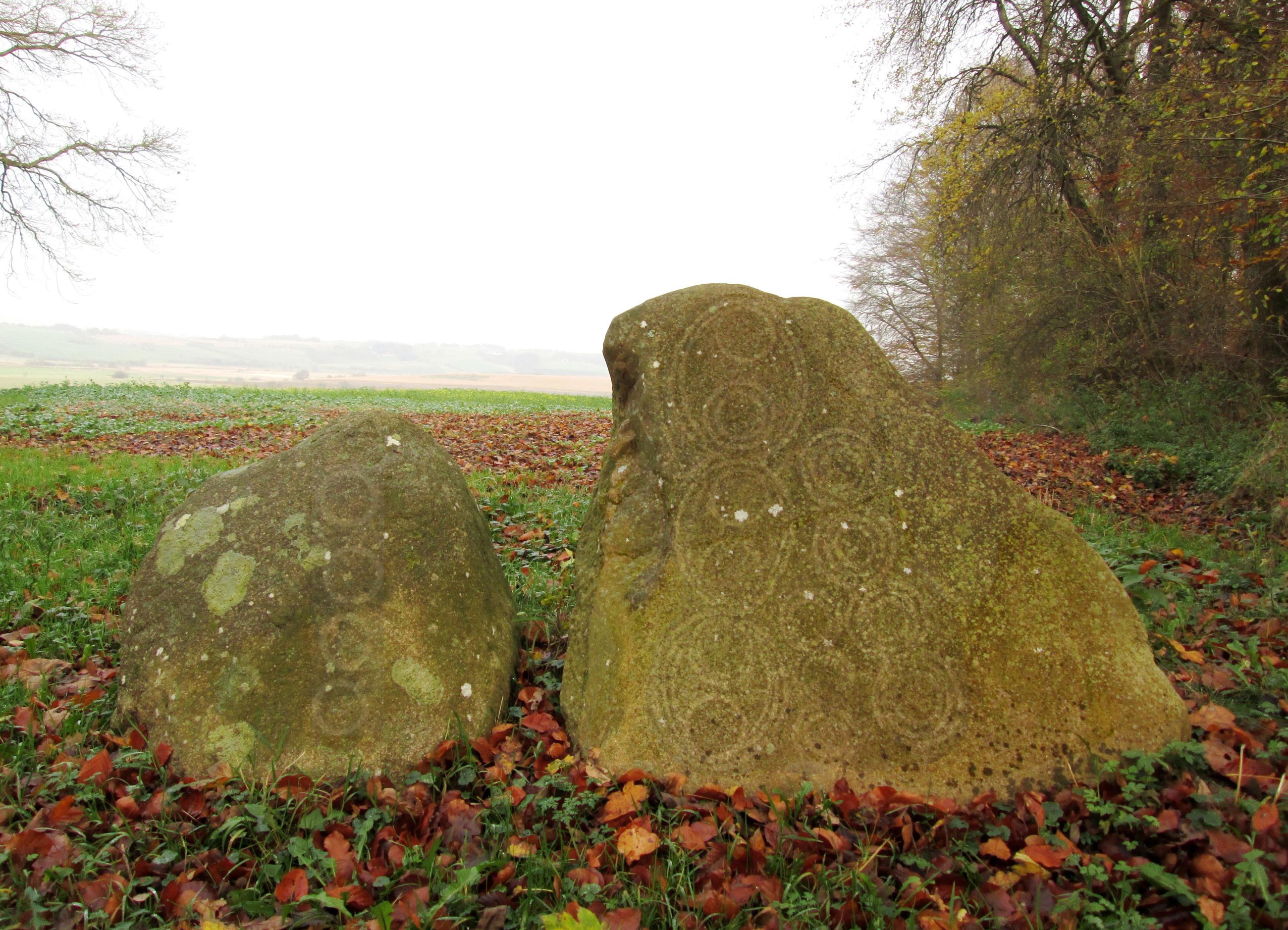 Sten med symboler på