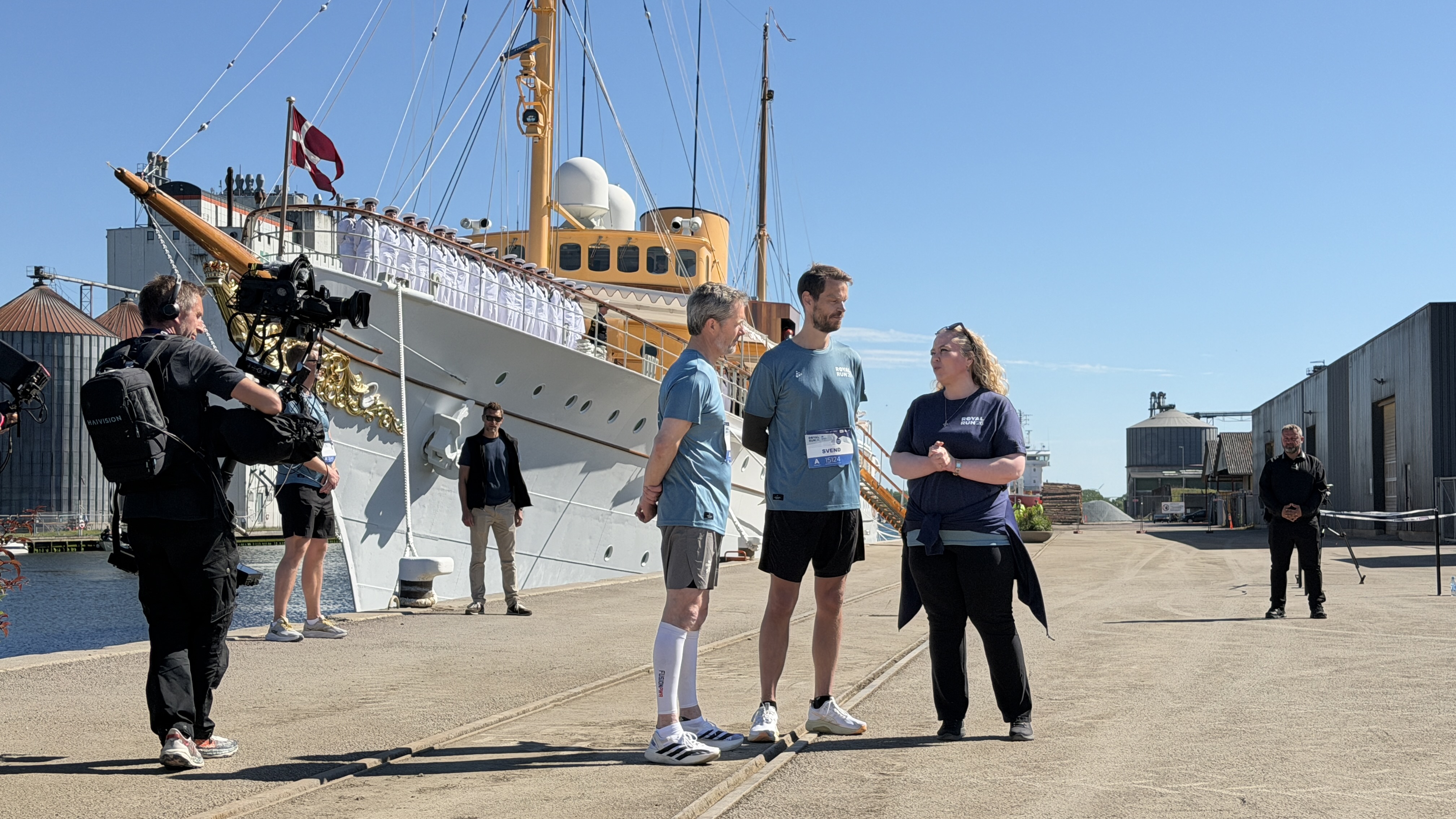 Kongen taler med Rosa Lykke Yde og Svend Brinkmann på Randers Havn