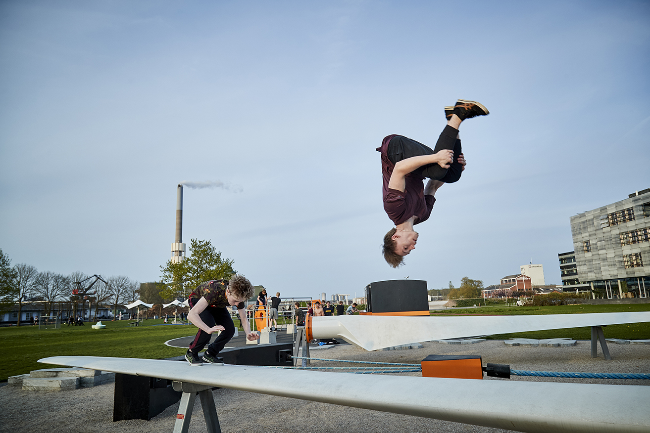 Parkourudøvere på Randers Industri Parkour