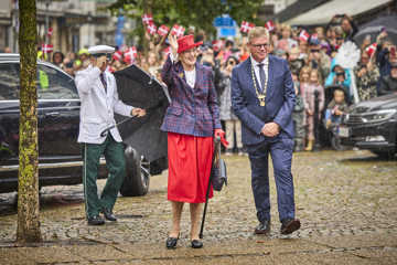Dronningen på vej til Det Gamle Rådhus
