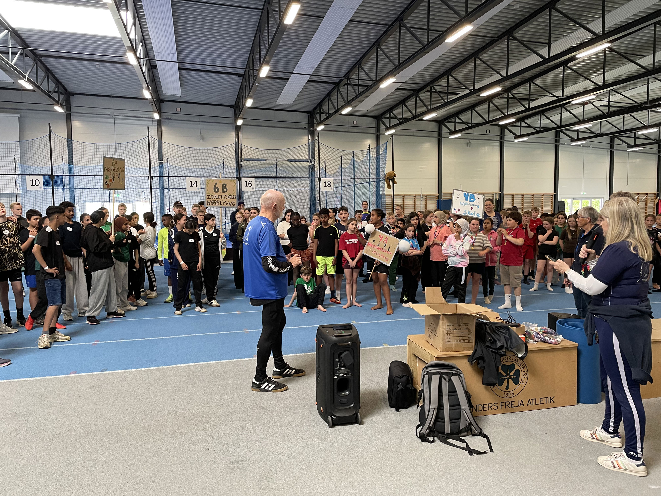 Præmieoverrækkelse ved Skole OL