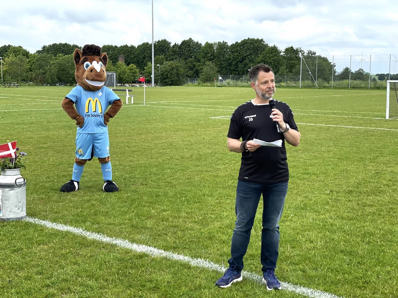 Jesper Lund Sørensen fra SMIFF09 takkede alle involverede for et godt samarbejde.