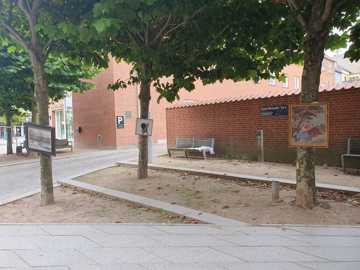 Kunst på træerne ved Kulturhuset