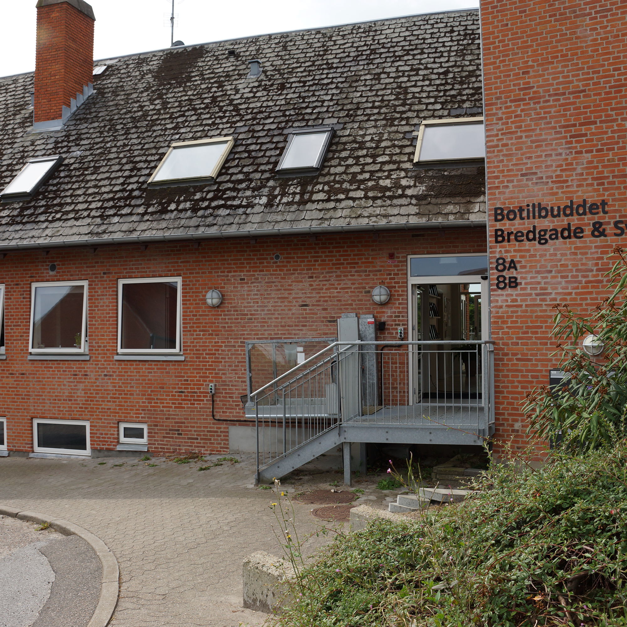 Indgang til botilbuddet Bredgade & Svalegangen