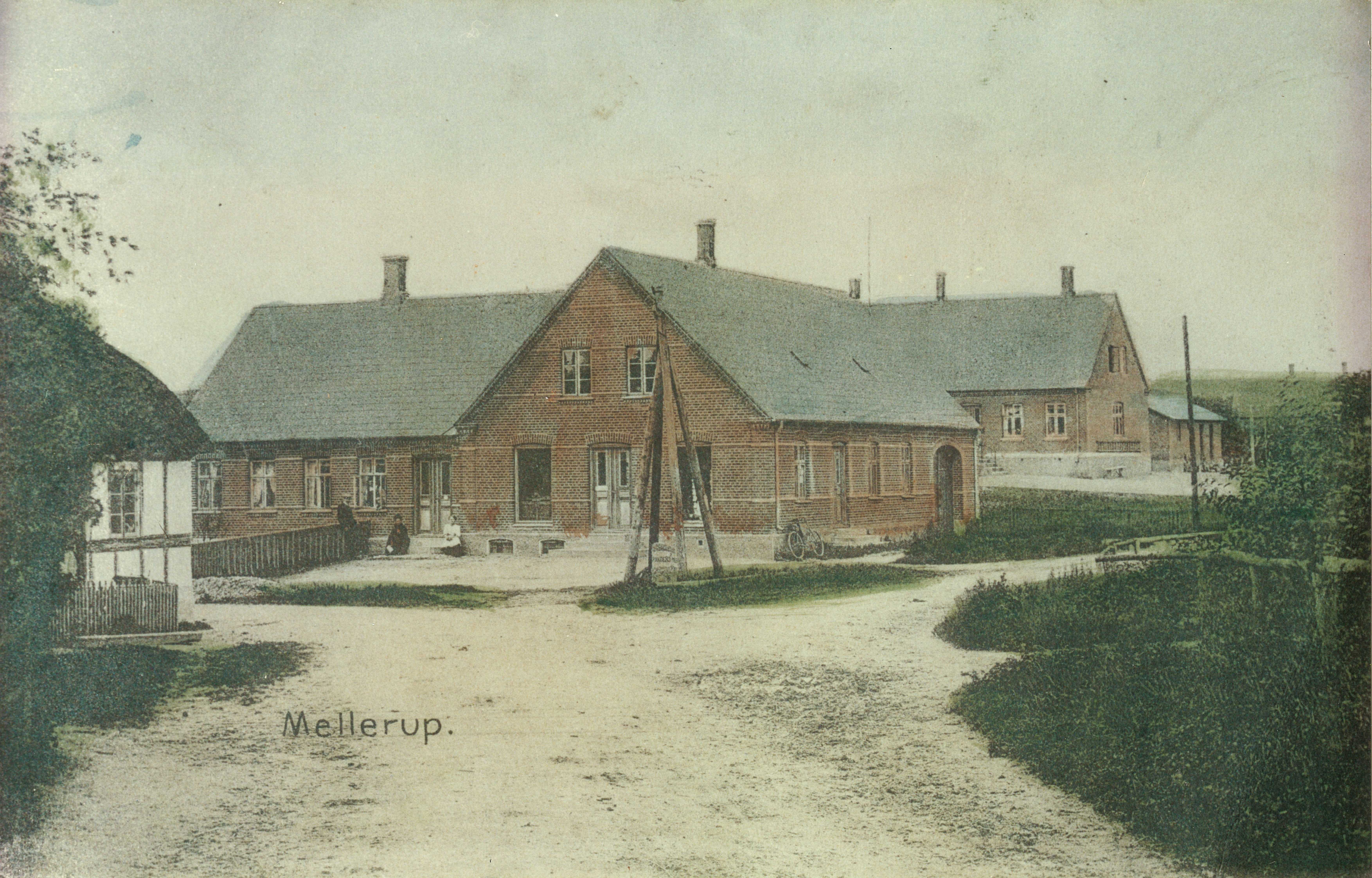 Amtsvejen 101 i Mellerup før istandsættelsen